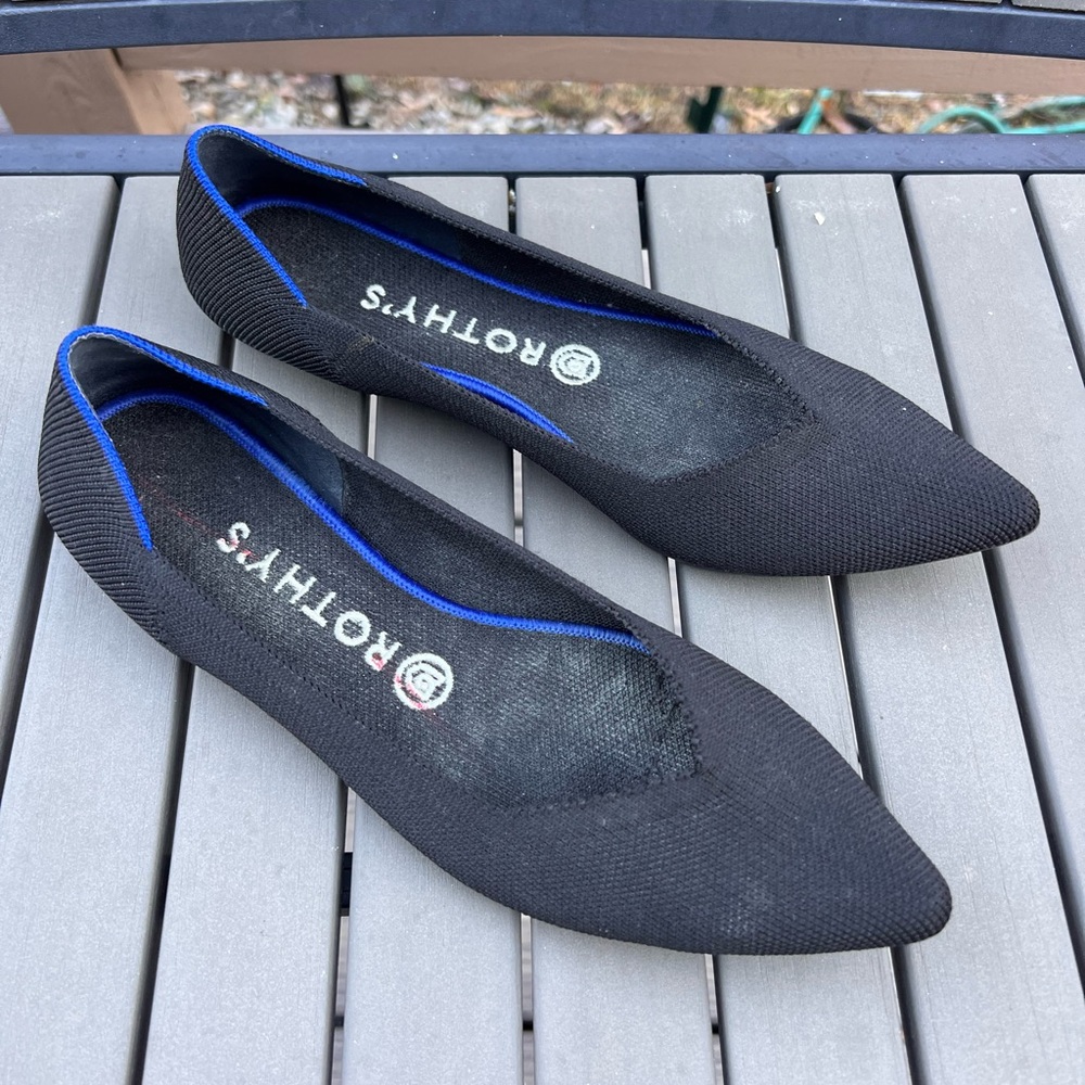 Rothy's Black pointed toe women’s Flats washable comfortable size 9